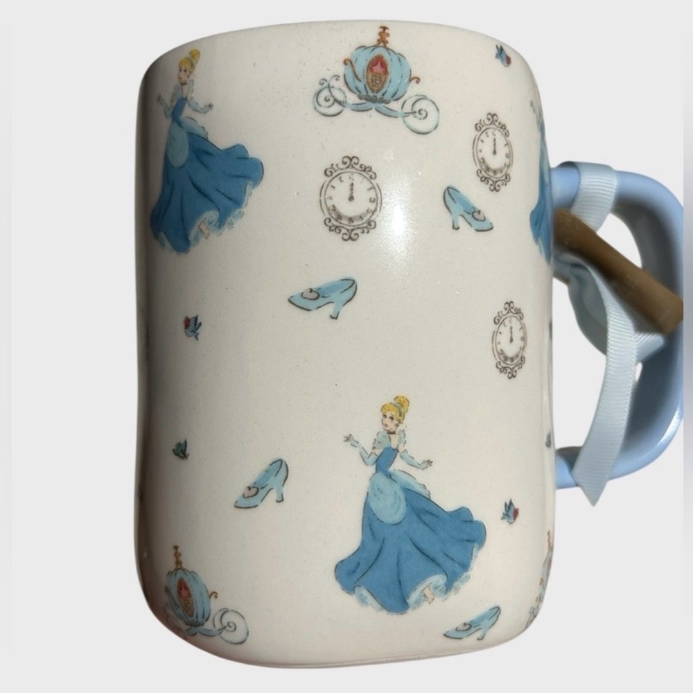 Rae Dunn Disney Cinderella Mug 👑✨
